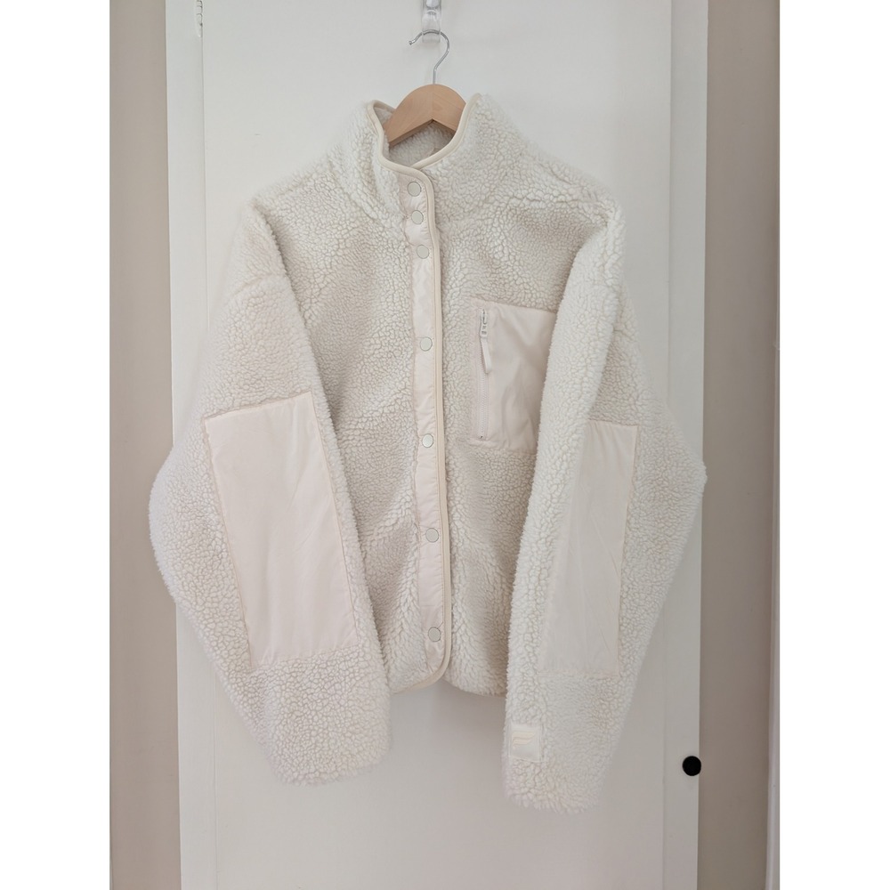 Fabletics Cream Sherpa Fleece Snap Front Jacket Womens L Gorpcore Teddy Winter